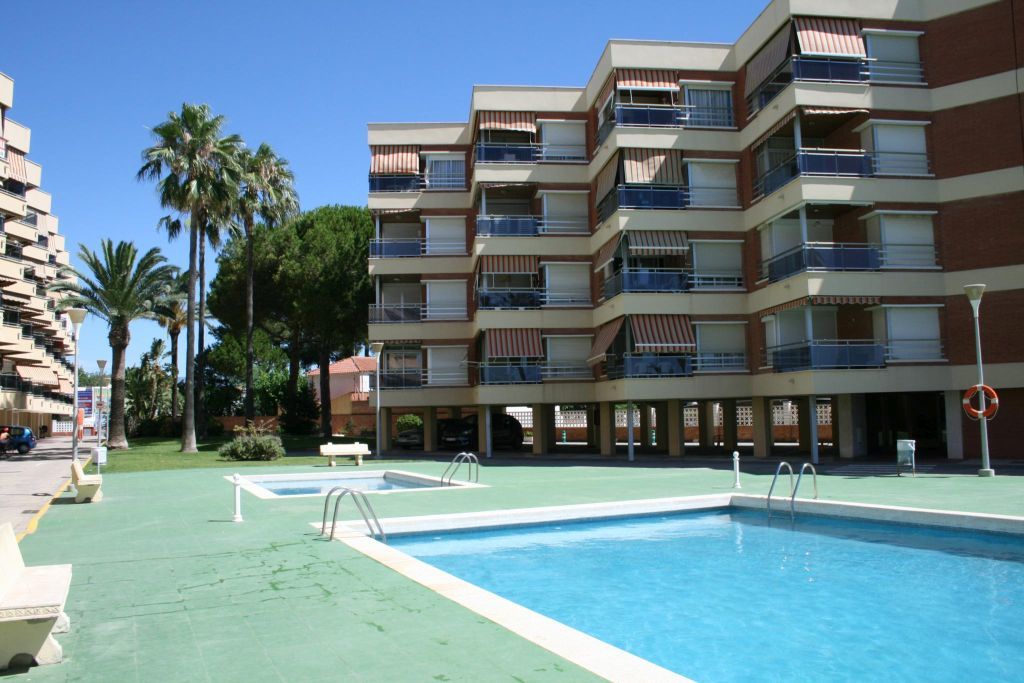 Rentalmar Sol De Espana Apts Cambrils Exterior photo